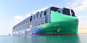 قناة السويس تشهد عبور CMA CGM NOTRE DAME إحدى أكبر سفن الحاويات في العالم التي تعمل بالغاز الطبيعي المسال 