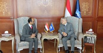 الفريق أسامة ربيع يلتقي ممثل الأمين العام للأمم المتحدة للحد من مخاطر الكوارث لبحث سبل التعاون المشترك