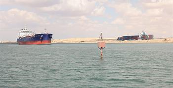 الفريق أسامة ربيع:"حركة الملاحة بالقناة منتظمة من الاتجاهين" 