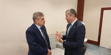 Adm. Rabiee meets with the Secretary-General of the International Maritime Organization (IMO) to discuss the impact of the developments in the situation in the Red Sea region 