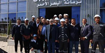 خلال جولته التفقدية بشركة ترسانة جنوب البحر الأحمر 