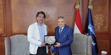 Adm. Rabiee meets with the CEO of Lloyd's List Intelligence to promote joint cooperation and coordination
