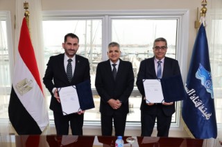 Admiral Osama Rabiee Meets Secretary General of the International Chamber of Shipping to Bolster Strategic Cooperation