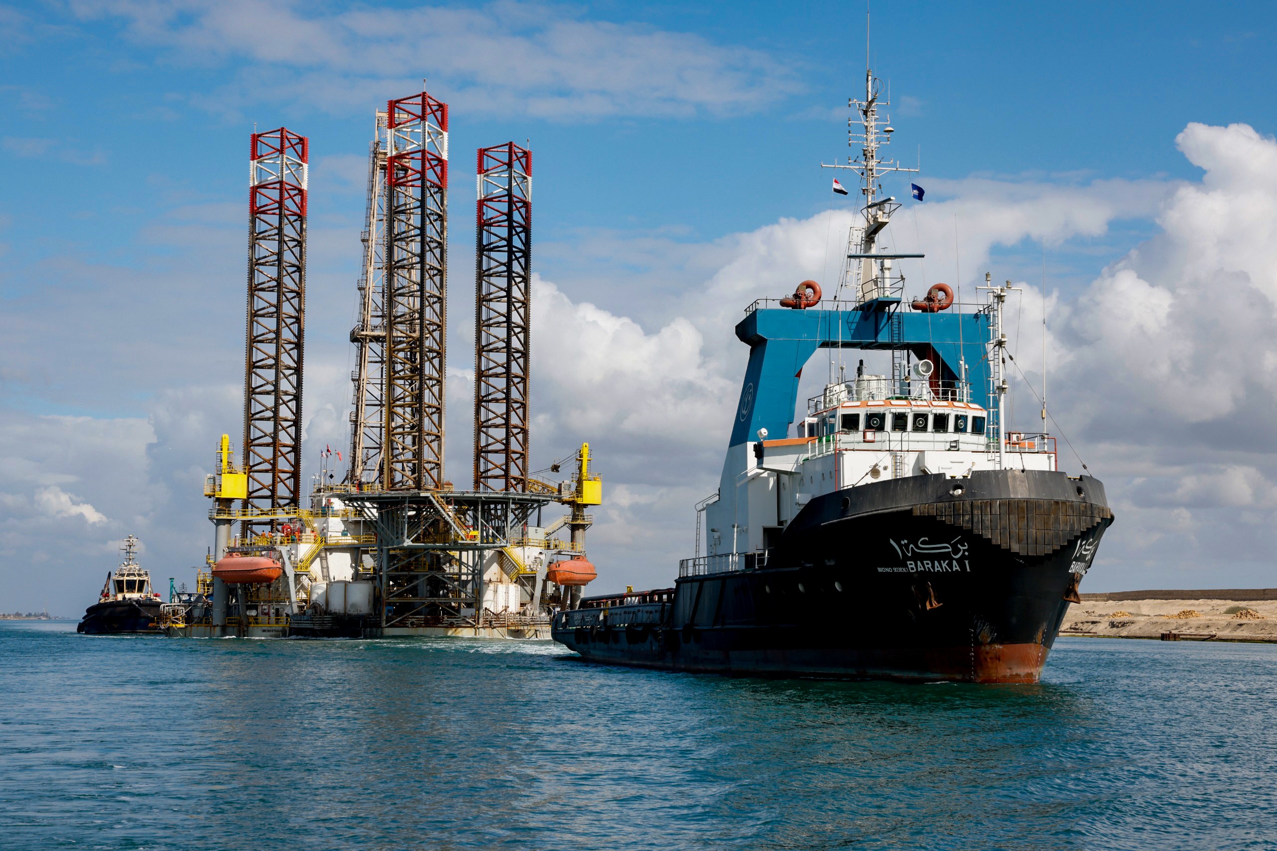 SCA - Towed Transit of the Rig ADMARINE260 in an unconventional Transit ...